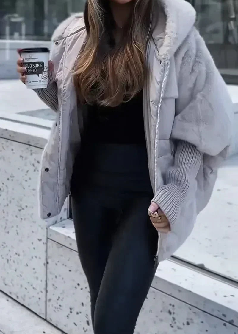 Sylvie | Manteau d'hiver avec capuche en fausse fourrure