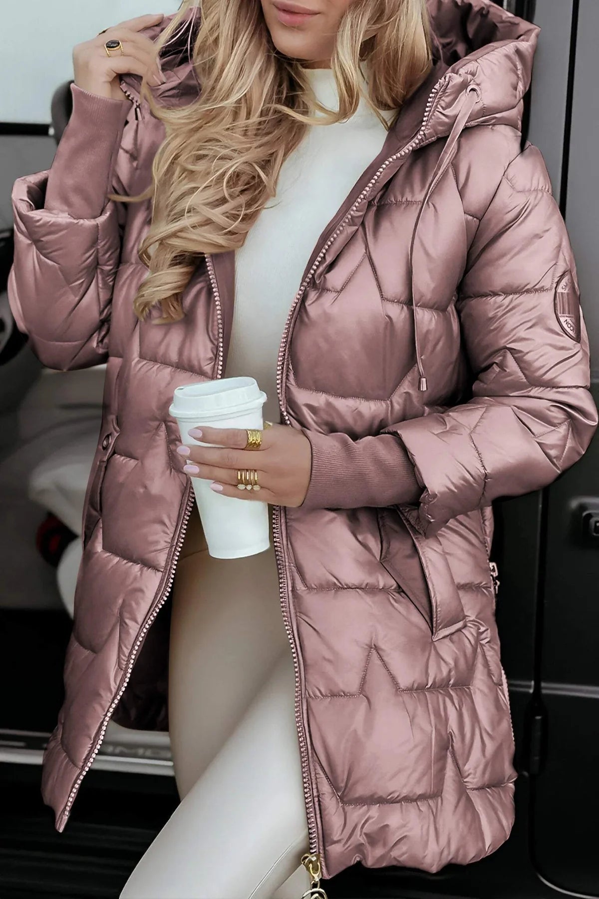 Mira | Manteau d’hiver élégant à capxuche